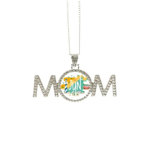 Collier juin : trouvez enfin le bijou d'anniversaire idéal pour maman M