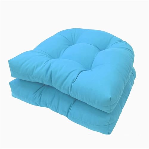 Facile manutenzione: i nostri cuscini per sedie da patio sono progettati per una manutenzione senza problemi. Basta pulire con un panno morbido e una soluzione di sapone delicato in acqua tiepida, quindi lasciare asciugare all'aria. Questi cuscini offrono comfort e stile per la tua seduta all'aperto, rendendoli un'aggiunta perfetta alla tua pelliccia da patio. Goditi un maggiore relax sul tuo terrazzo o patio con questi cuscini.