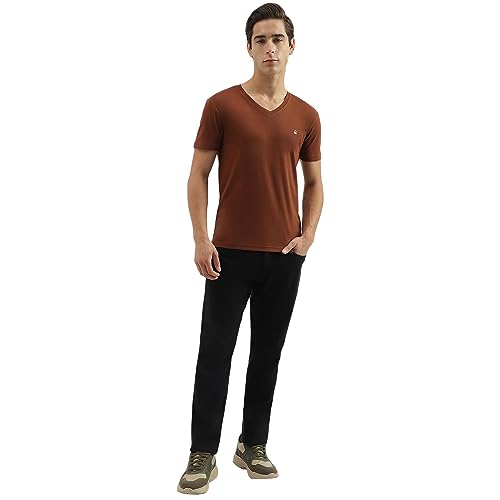 Image of UNITED COLORS OF BENETTON Men's Cotton Solid Regular Fit T-Shirt