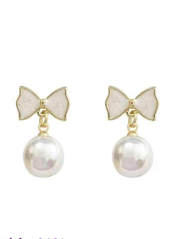El Regalo Western Bow Pearl Earring For Girls & Women- Lightweight, Cute, Minimalist & Trendy Pearl Drop Bow Earrings, Vintage & Modern Design (B0D72Z2727) Amazon Price History, Amazon Price Tracker