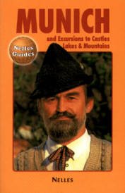 Paperback Munich: And Excursions to Castles Lakes & Mountains (Nelles Guides) Book