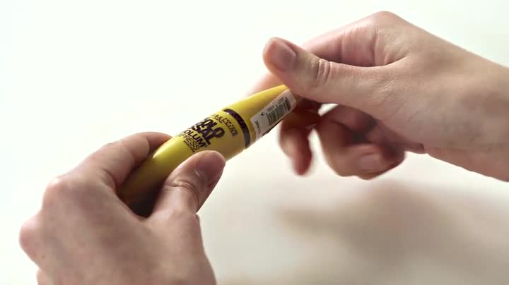 Maybelline Volum’ Express Colossal Mascara – Volumen-Mascara In 100 % Schwarz | Mit Kollagen-Formel & Mega-Bürste Für Dramatische Wimpern