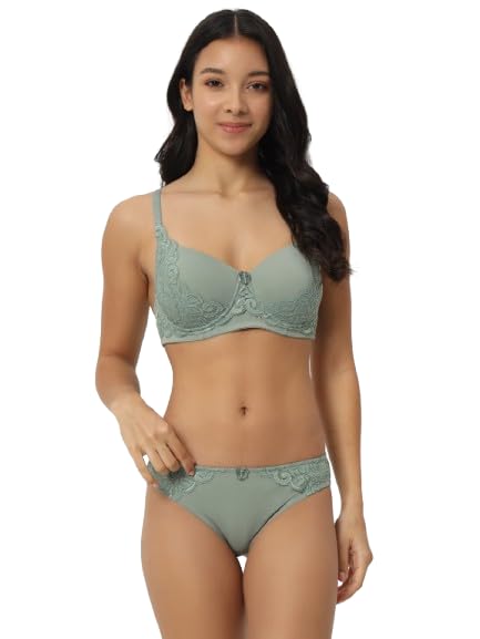 Image of Full Coverage Comfortable Wireless Padded Bra and Hot Panty Set for Women's and Girls
