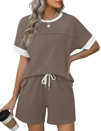 Survêtement d'été ensemble short avec poches et t-shirt manches courtes