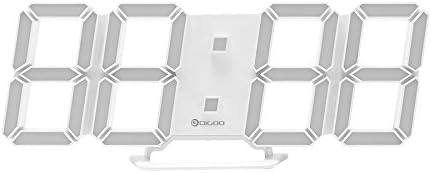 Digoo DC-K4 clock displaying time in white LED segments