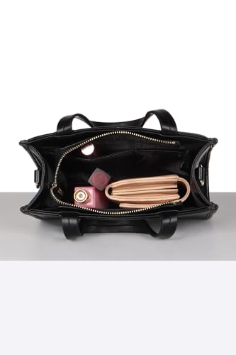 Image of Van Heusen Women Quilted Sling Bag