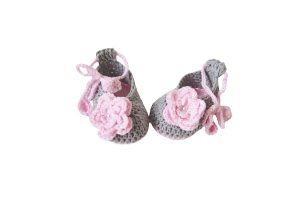 Crochet Baby Shoes, Newborn Girl shoes, Baby Shower Gift (0-3 months)