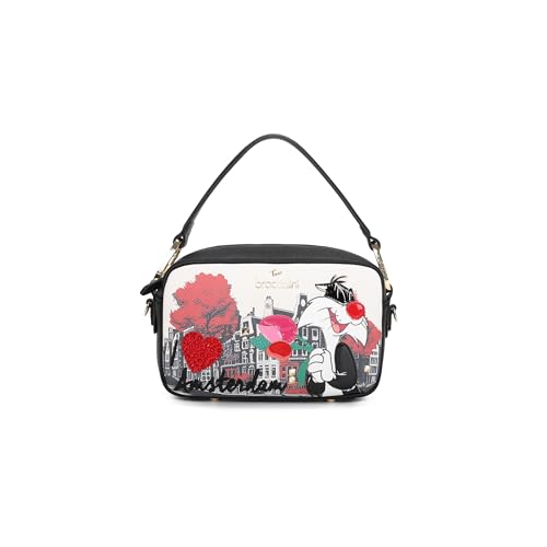 Borsa a spalla in simil pelle con un manico singolo rimovibile, chiusura zip e una tracolla in nastro logato removibile e regolabile che ne permette la doppia portabilità. Decorata con una colorata stampa dedicata ad Amsterdam e una vivace applicazione di Silvestro. Cuori, dettagli glitter e ricami 3D aggiungono un tocco giocoso e distintivo. Perfetta per completare il look con ironia e originalità.