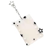 Ricordo per Fan: Funzionale come portacarte, questo portachiavi foto mette in risalto i dettagli della collezione con il suo pendente a stella. È l'accessorio decorativo ideale per gli appassionati di idol per esibire i propri tesori con stile in ogni occasione.
