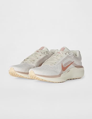 Image of Nike Women Air Winflo 11 Running Shoes