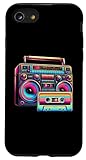 Questo fantastico design retrò vintage anni '80 e '90 di un boombox stereo e lettore di cassette è un perfetto vestito anni '80 per chiunque ami la moda anni '80 o '90 o per uomini, donne, ragazzi, ragazze e bambini alla ricerca di un'idea costume in stile festa a tema anni '80.