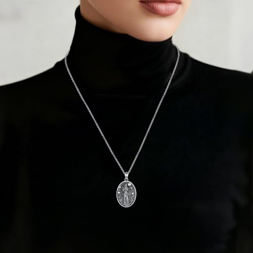 Collar Cruz de San Benito en plata de ley 925 de diseño premium por CELESTIA 5