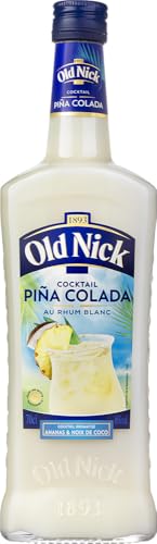 Licor De Piña Colada Elaborada Con Ron Agrícola