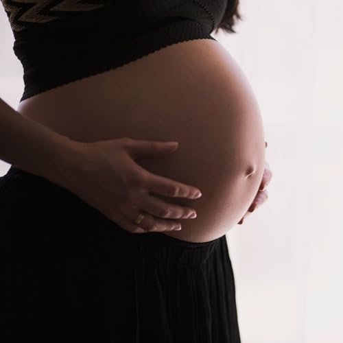 How Pregnancy Rewires the Brain for Motherhood