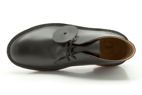 Image of Clarks: Mens Desert Chukka Boots (Classic) - black -