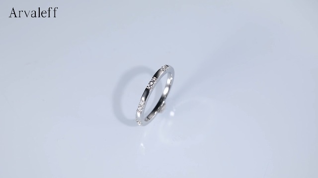 Anillo de eternidad apilable de plata esterlina y circonitas cúbicas - España Anillo de eternidad apilable de plata esterlina y circonitas cúbicas - España