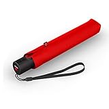 Durch die schlanken Maße passt der Mini Regenschirm perfekt in jede Tasche und ist somit perfekt für Reisen geeignet