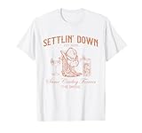 Settlin Down Same Cowboy Forever Bachelorette Party für die Braut mit Cowboystiefeln und Cowgirl-Hut-Design verleiht Ihrem Country Junggesellinnenabschied einen Hauch von Luxus und Stil. Settlin' Down!