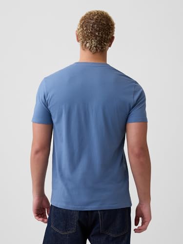 Image of GAP Men's Everyday Soft Crewneck Pocket Tee