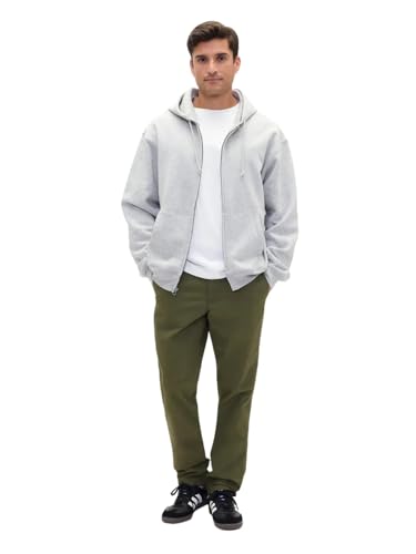 Image of Gap Men's Essential Slim Fit Chino Pants