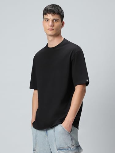Image of Bewakoof Men's Solid Oversized Fit Half Sleeve Round Neck Cotton T-Shirt