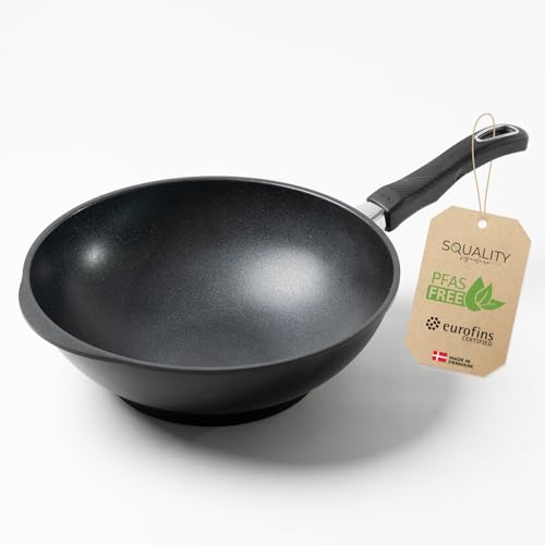 Squality Premium Wok Pfanne 30 cm – PFAS freie Pfanne | Antihaft Wokpfanne Induktion aus Dänemark, ergonomisch geformt | Wok Induktion für gesundes Kochen ohne Schadstoffe | Non Stick Pan