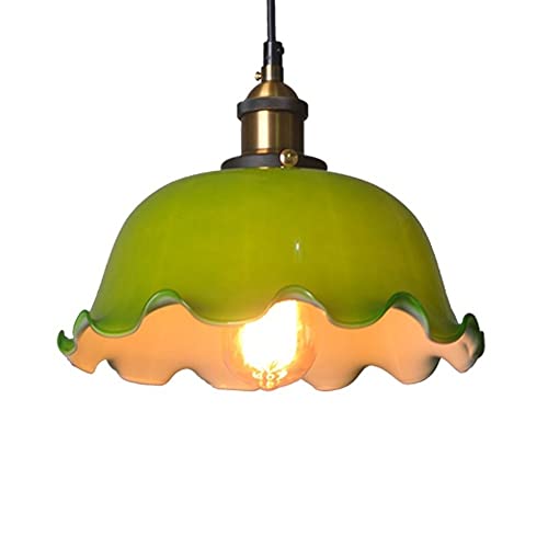 Lustre luminaire encastré vert pour éclairer un loft sombre