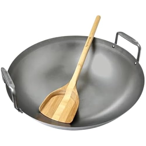 Big Green Egg Carbon Steel 18 Gauge Grilling Wok with Bamboo Spatula 120779