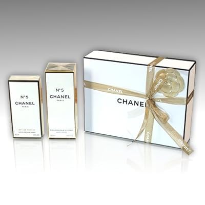CHANEL No 5 Perfume Gift Set with 35ml EDP Spray and 200ml Body Lotion