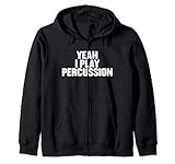 Esta camiseta Yeah I Play Drums es un gran regalo para un percusionista, músico de rock, miembro de orquesta, banda escolar o persona a la que le gusta el sonido de percusión, bongos, congas, toms, triángulos, agitadores, maracas, cowbell, marimba, pandereta, timbales