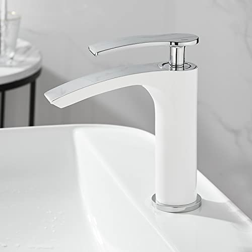 Robinets de lavabo cascade en laiton pour une vasque moderne