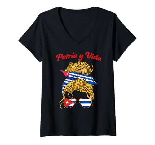 Mujer Patria Y Vida SOS Cuba Flag Free Cuba Women en gafas de sol Camiseta Cuello V