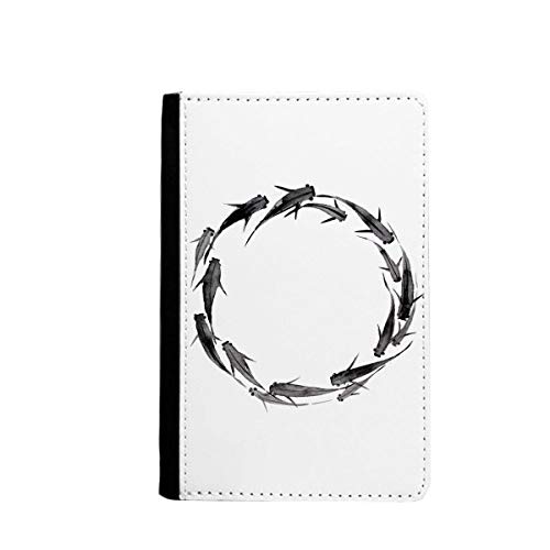 Porte-passeport chinois noir carpe motif animalier et finitions portefeuille