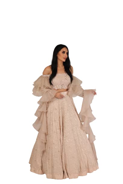 Image of QUEEN'S BY AAKARSHAN Peach Off-shoulder Pure Lucknavi Lehenga With Pure Organza Dupatta