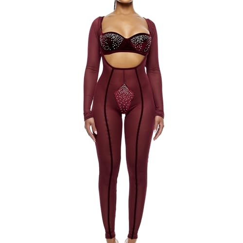 Combinaison lingerie en velours avec strass pour une silhouette élégante