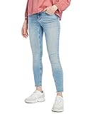 - Skinny fit ankle jeans - Normal waist - Raw edges below at each leg - Closure at front - 5-pockets - Belt loops - Stretchy material - Inseam: 75 cm in size M/34 - The model is wearing size S/34