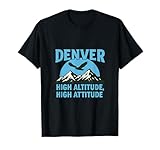 rocky mountain altitude powerplay Design de fierté locale pour Denver Colorado présentant une typographie de montagne robuste et une illustration de la faune. Idée de nouveauté idéale pour les randonneurs, les campeurs, les skieurs, les amoureux de la nature. Fonctionne sur les vêtements décontractés, les équipements de plein air, les looks de festival, les accessoires de voyage, les aventures urbaines