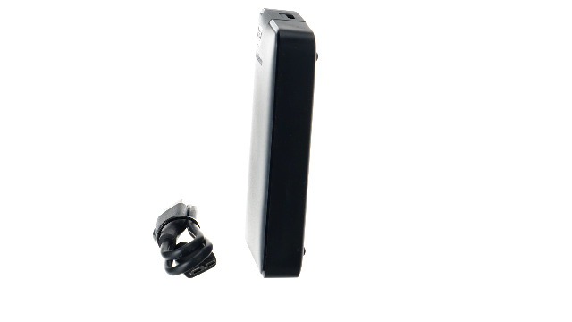 WD ポータブルHDD 5TB (WDBU6Y0050BBK-WESN) Amazon.com: WD 5TB Elements Portable External Hard Drive for