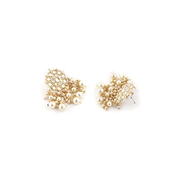 ZAVERI PEARLS Gold Tone Kundan & Pearls Traditional Drop Earring & Maangtikka Set For Women-ZPFK13161 - Image 7