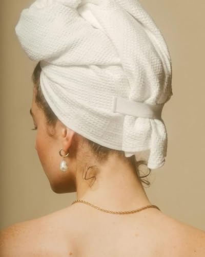 CROWN AFFAIR - The Towel - Special Microfiber Hair Towel, Oversized for Optimal Drying, White
