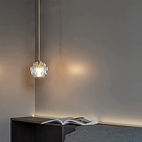 Chandelier MODIAL en or brossé, la suspension luxe postmoderne
