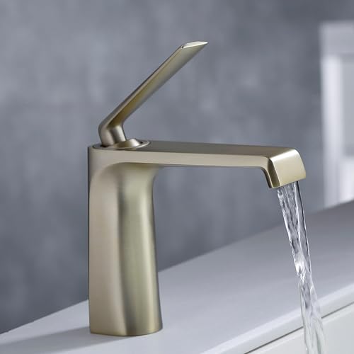 Robinetterie cascade or brossé pour rénovation salle de bain