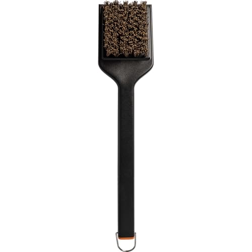 Traeger Grills Hot n' Cold Grill Cleaning Brush – Natural Palmyra Bristles for Hot & Cold Grate Scrubbing, Deep Clean & BBQ Maintenance