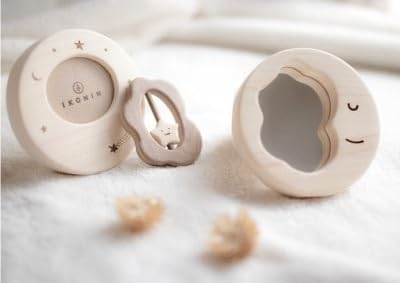 (出産お祝いに IKONIH TOY はじめてミラーラトルセット