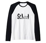 École de poisson en utilisant des formes de poisson pour créer les lettres Manche Raglan