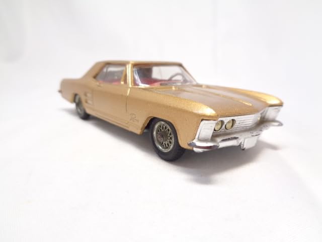 Amazon.co.jp: CORGI TOYS 245 BUICK RIVIERA コーギー ビュイック