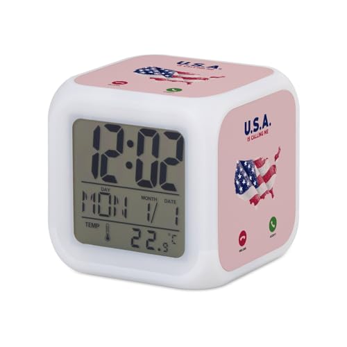 Fabulous Réveil Cube Lumineux Rose - USA is Calling Me Flag Travel New York - 7,8 x 7,8 x 7,8 cm - Retro Éclairage Multicolore LED