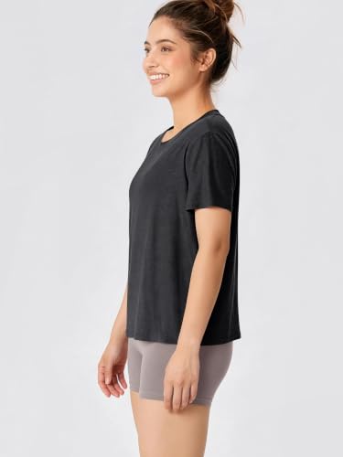 Image of ODODOS Women's Performance Cropped Tee Ultra Soft odSTRATUM Tech Short Sleeve Relaxed Top Crew Neck T-Shirts