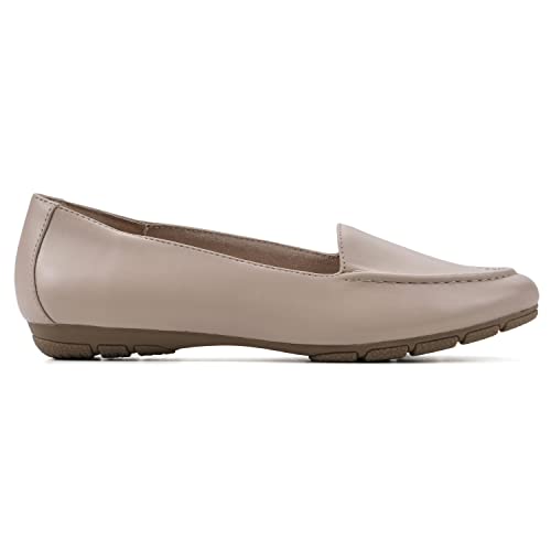 Image of CLIFFS BY WHITE MOUNTAIN Women's Gracefully Tailored Loafer Flat