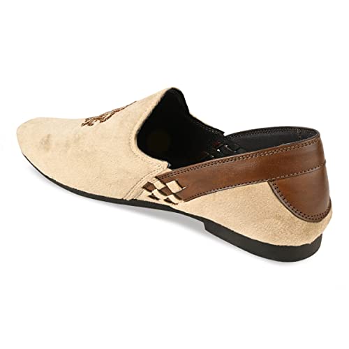 Image of Regal Men Velvet Embroidered Ethnic Slip Ons